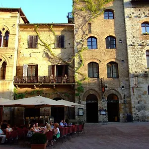 *** Hotel La Cisterna Italia